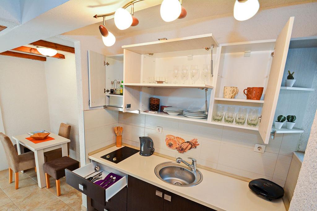 Hill Apartments Котор Екстер'єр фото