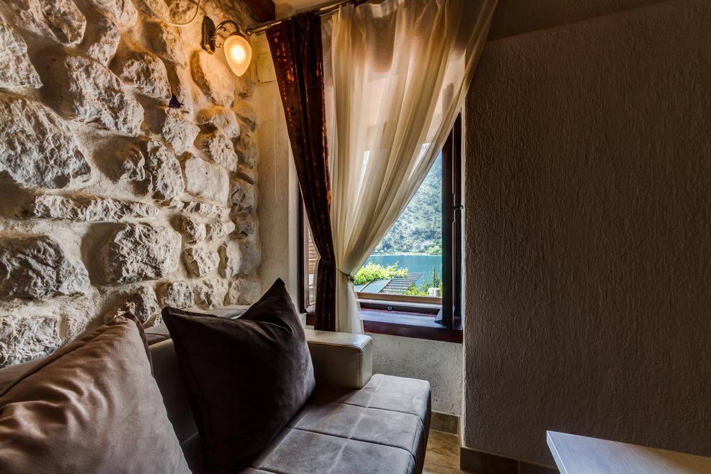 Hill Apartments Котор Екстер'єр фото