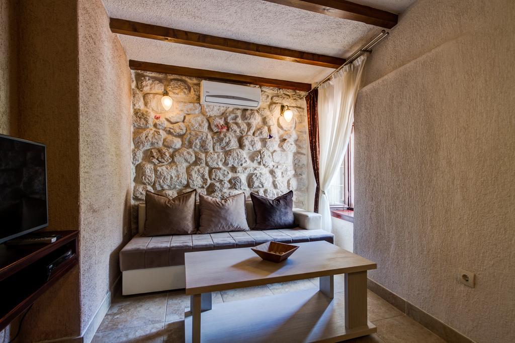 Hill Apartments Котор Екстер'єр фото