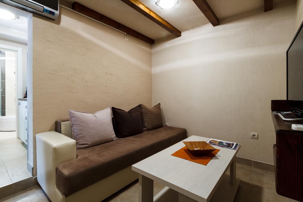 Hill Apartments Котор Екстер'єр фото